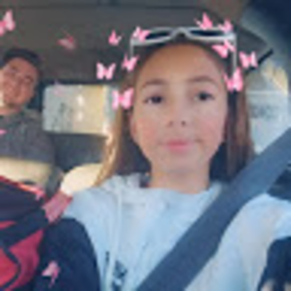 Meet your Posher, Ailana frey - Picture 1 of 1